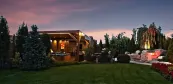 Wellness Terrasse mit Sauna und Whirlpool Wellness Terrasse mit Sauna und Whirlpool