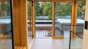 Privater Wellnessbereich mit Sauna und Whirlpool Privater Wellnessbereich mit Sauna und Whirlpool