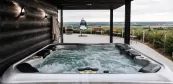 Outdoor Wellness mit Whirkpool